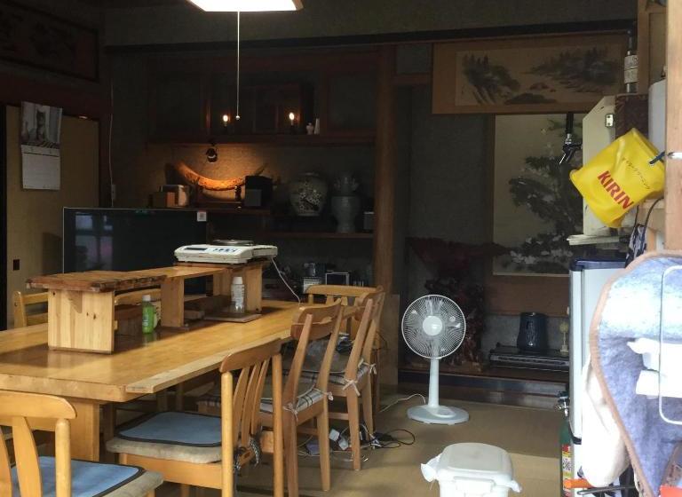 Hojo Suigun Youth Hostel