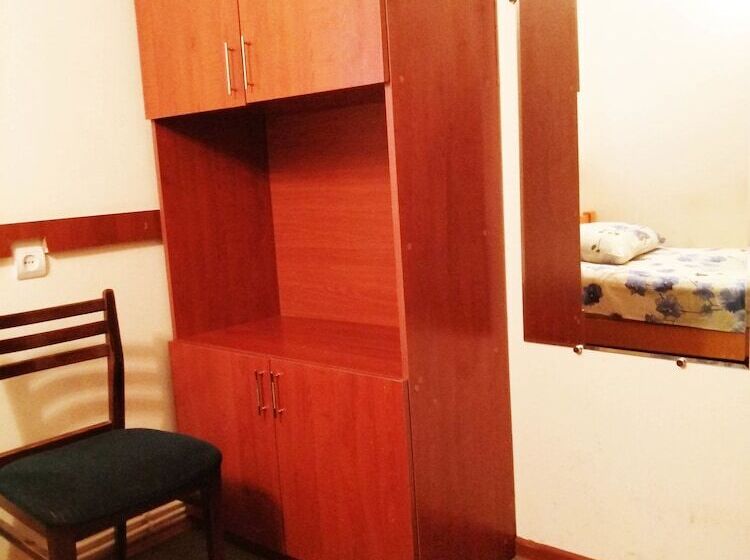 Hostel Sakharov & Tours