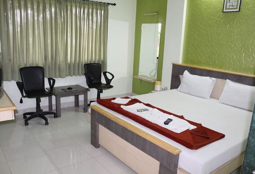 בית מלון כפרי Cool Palace