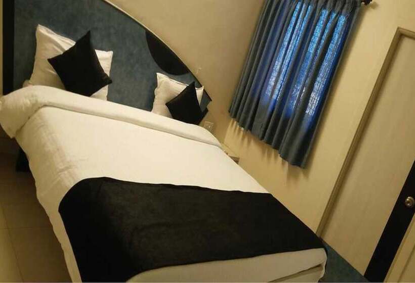 בית מלון כפרי Cool Palace