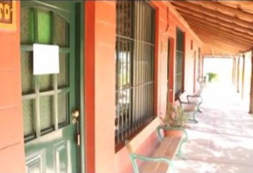 فندق Estancia Renacimiento