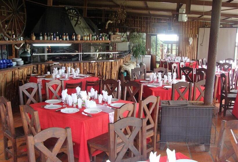 فندق Estancia Renacimiento