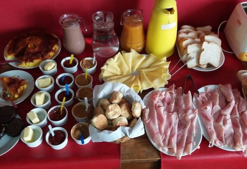 هتل Estancia Renacimiento