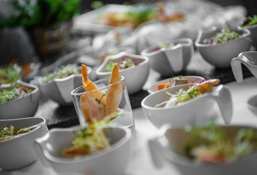 בית מלון כפרי Fayn Garden Retreat