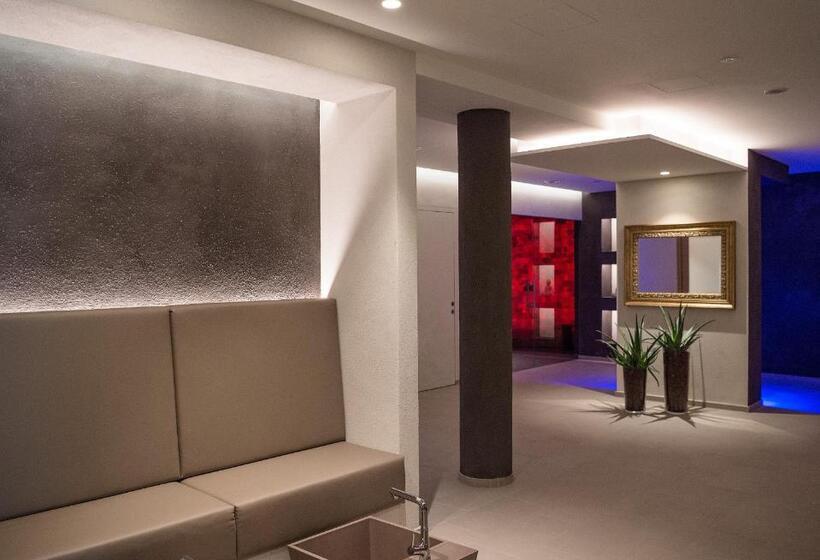 בית מלון כפרי Fayn Garden Retreat