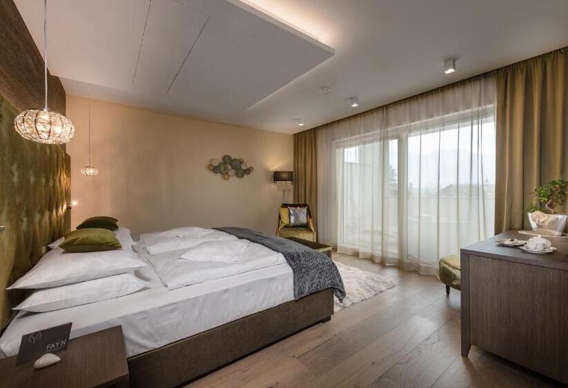 בית מלון כפרי Fayn Garden Retreat