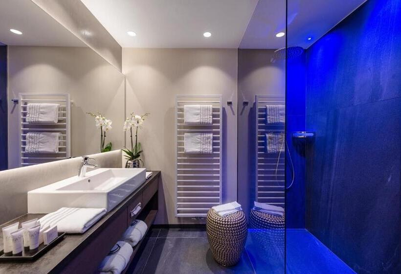 בית מלון כפרי Fayn Garden Retreat