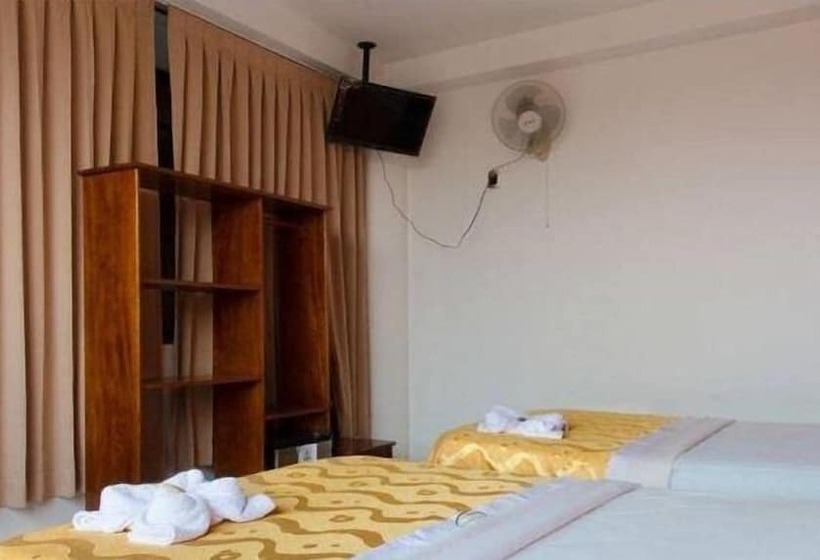 Отель Golden Inn