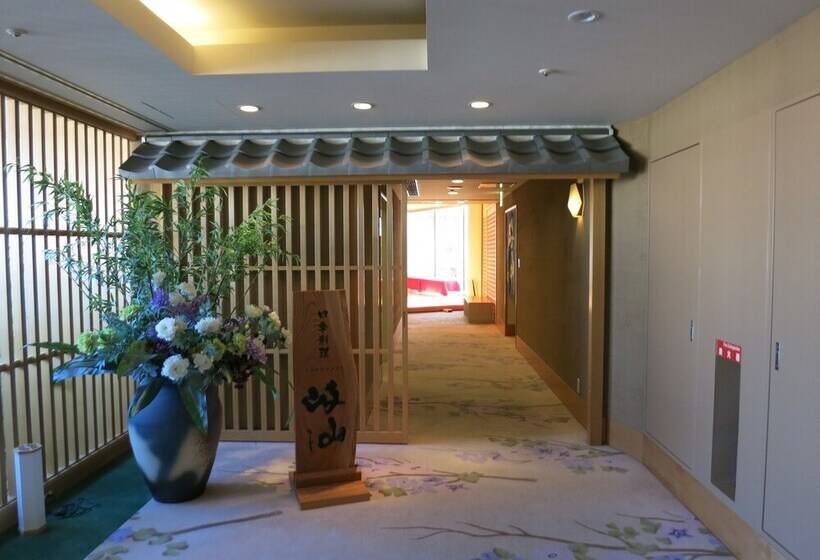 فندق Grand Vert Gizan