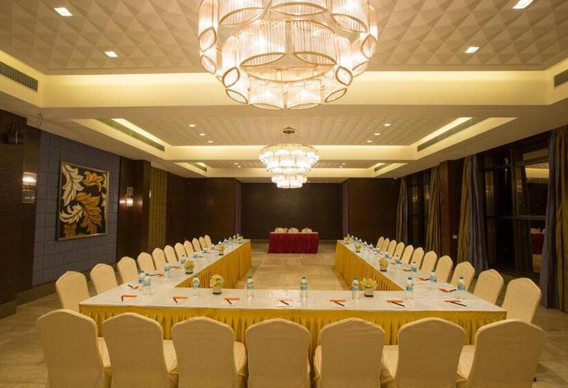 فندق Grand Visava Lonavala