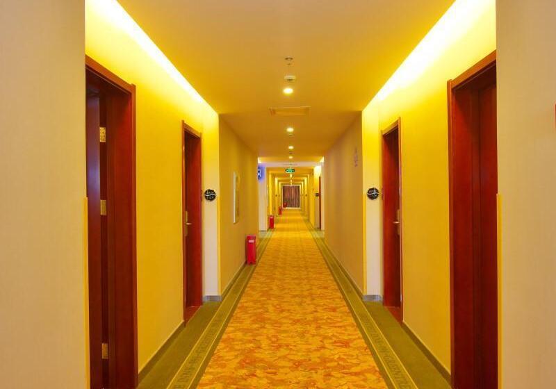 Отель Greentree Inn Changzhou East Dongfang Road Hengnai Logistics Park Express