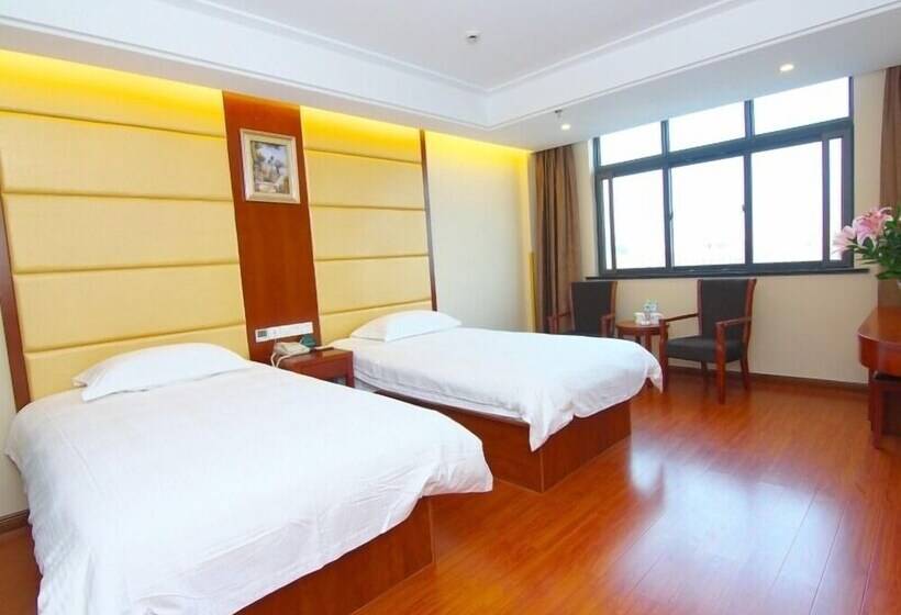 Отель Greentree Inn Changzhou East Dongfang Road Hengnai Logistics Park Express