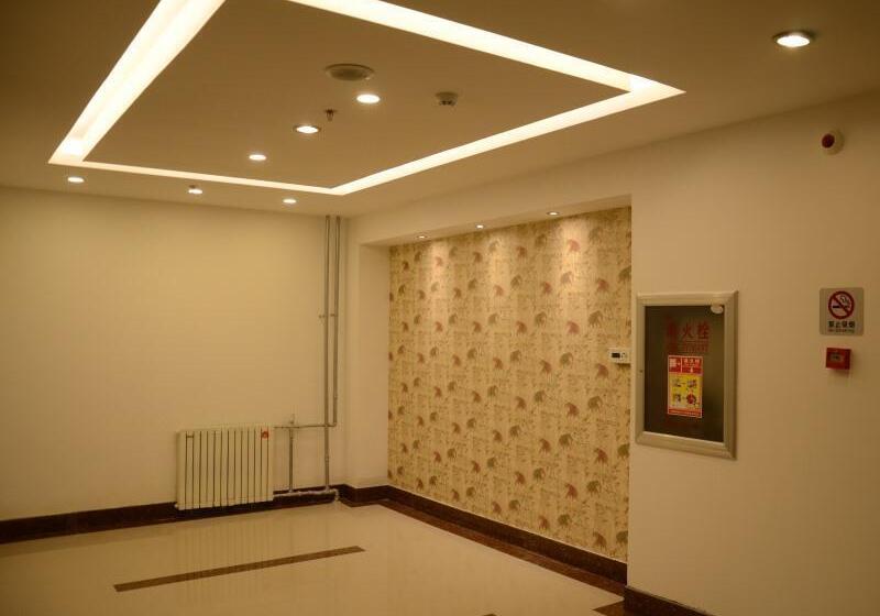 בית מלון כפרי Greentree Inn Shandong Zibo Zichuan District Flyover Business