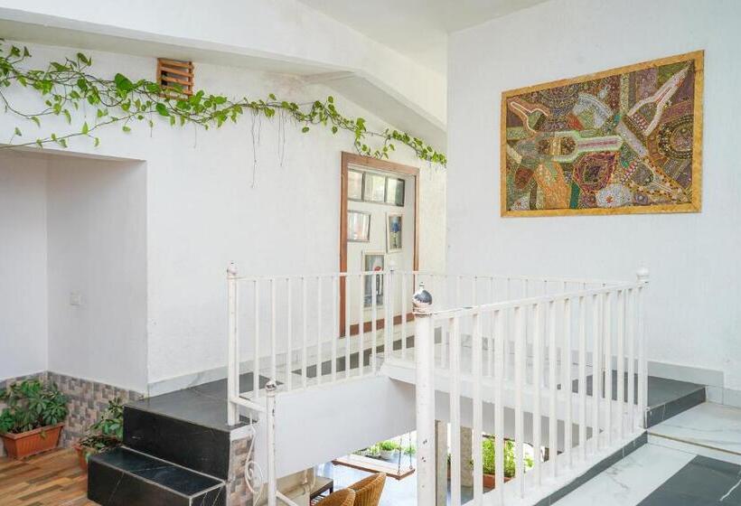 ホテル Ishan   A Ganges Riverside Retreat By Salvus