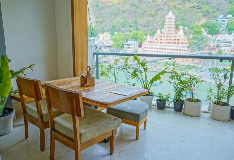 ホテル Ishan A Ganges Riverside Retreat By Salvus