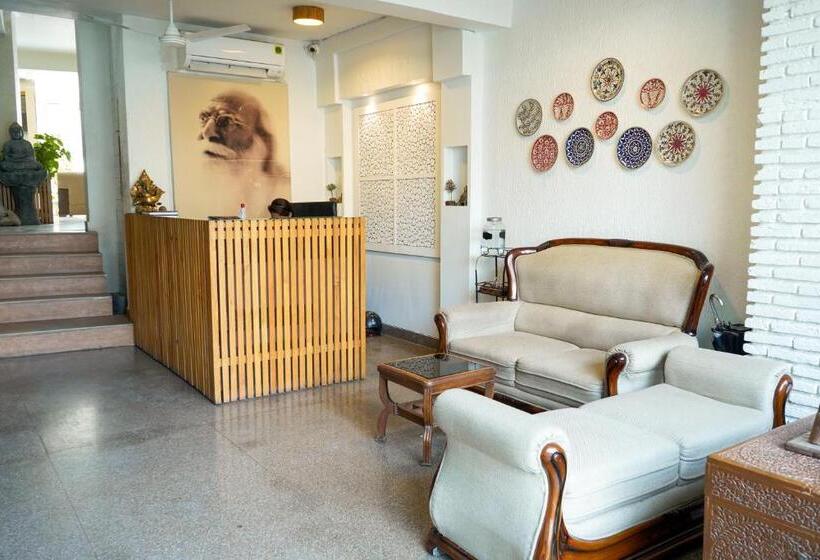 ホテル Ishan A Ganges Riverside Retreat By Salvus