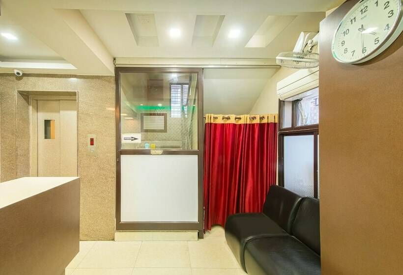 Отель Itsy By Treebo Jai Ambe Maa