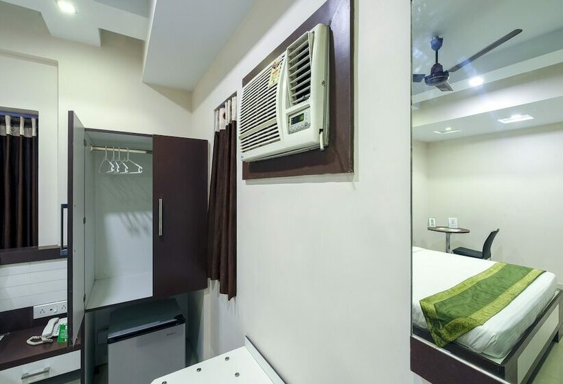 Отель Itsy By Treebo Jai Ambe Maa