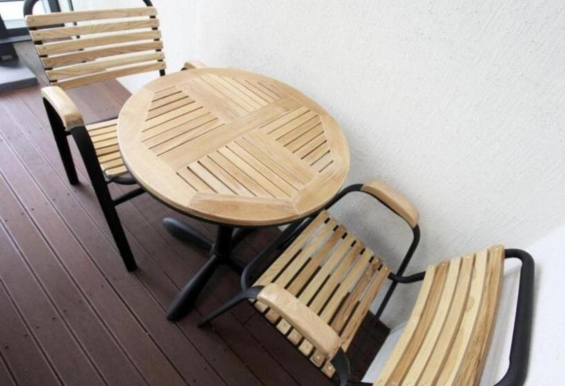 Отель Jeju Slim