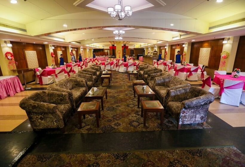 Отель Cs Boutique