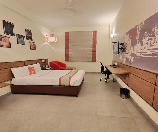 Max Hotels Jabalpur