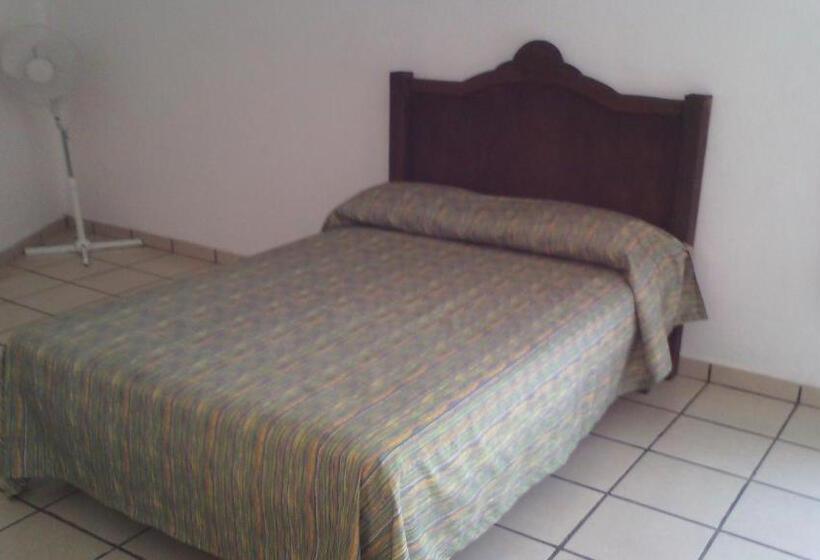 هتل Real De Cuautla