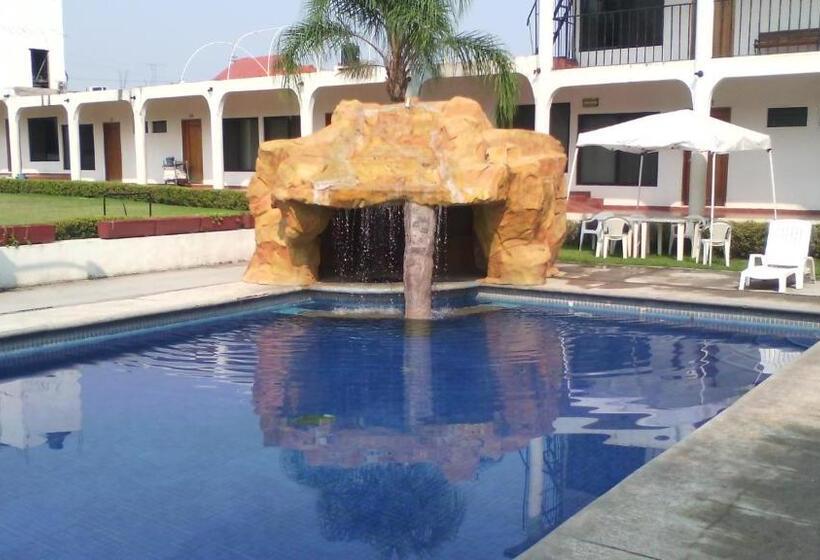 هتل Real De Cuautla