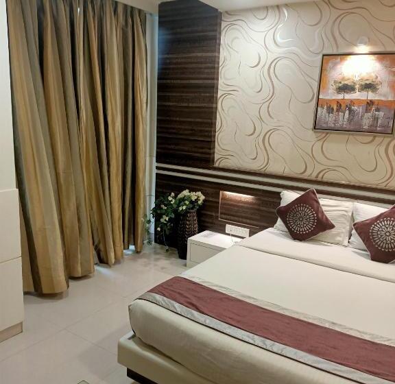 فندق Rudra Shelter International