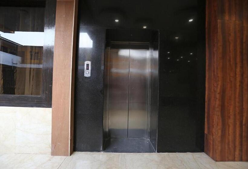 בית מלון כפרי O Samrat