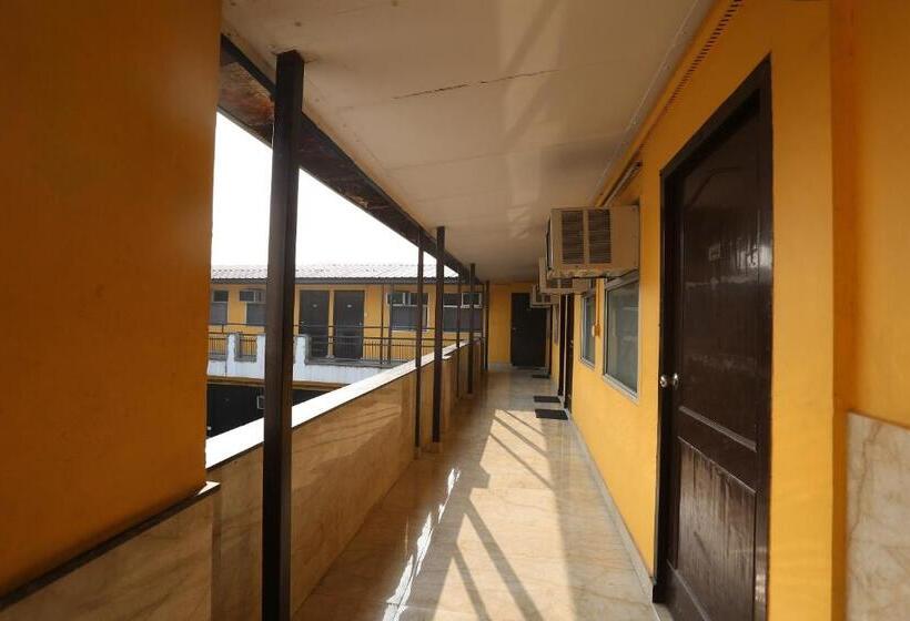 בית מלון כפרי O Samrat