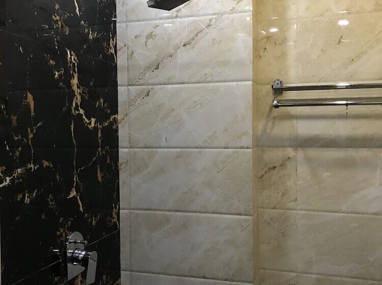 בית מלון כפרי O Samrat