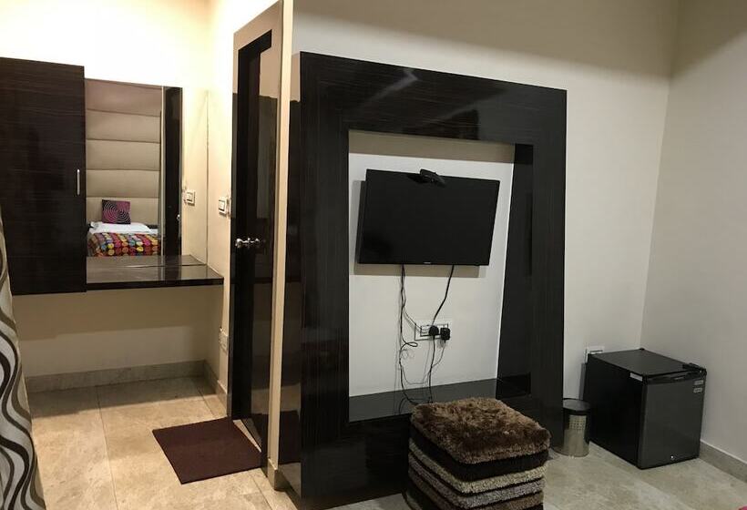 בית מלון כפרי O Samrat