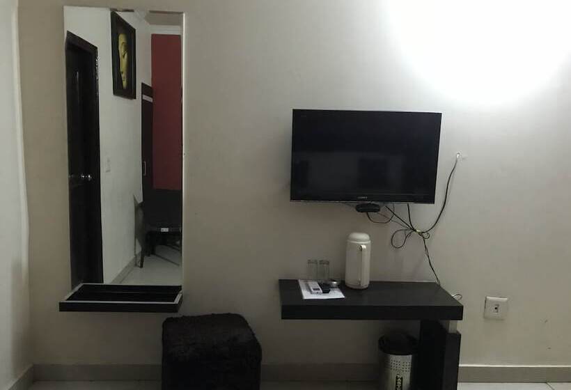 בית מלון כפרי O Samrat