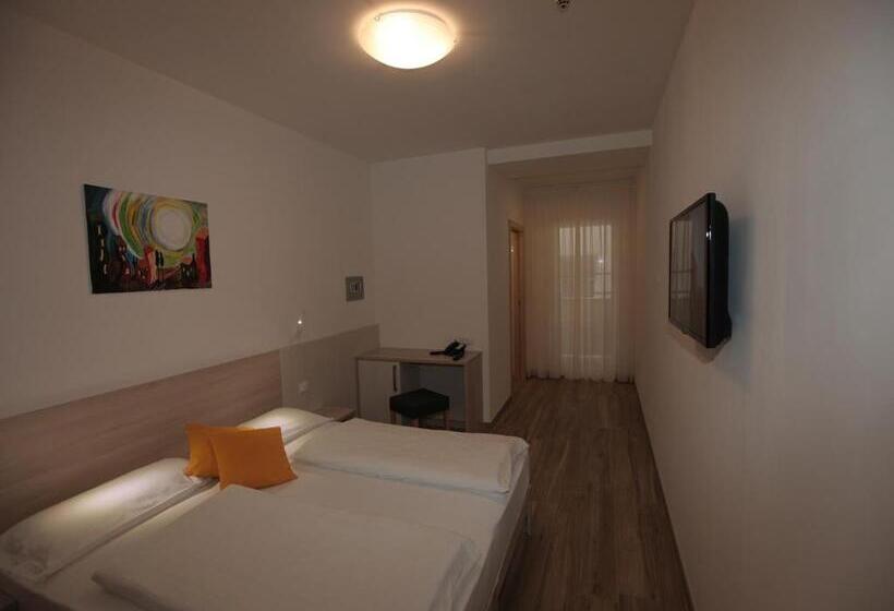 בית מלון כפרי Stampfer B&b