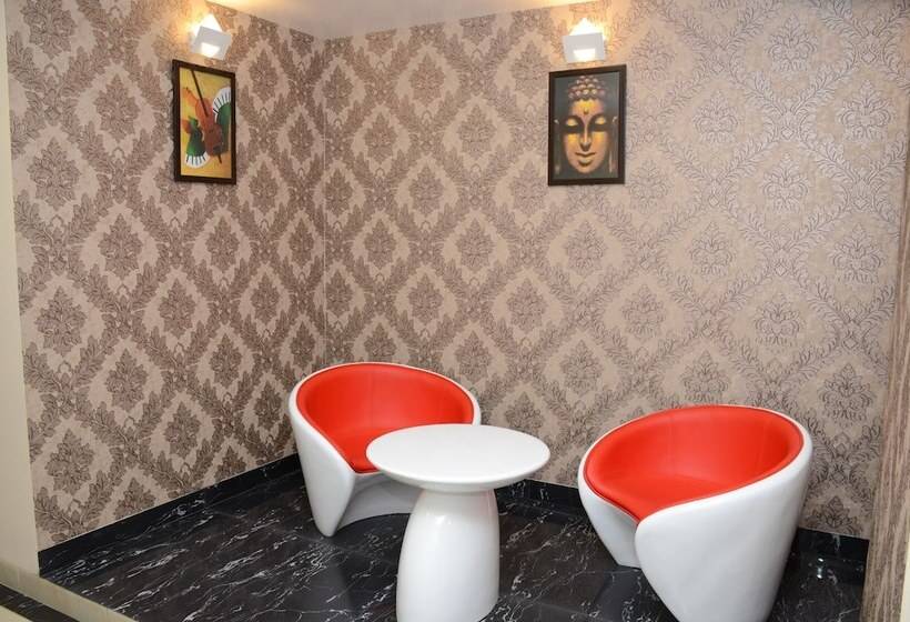 The Avr Hotels & Banquets