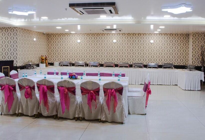 The Avr Hotels & Banquets
