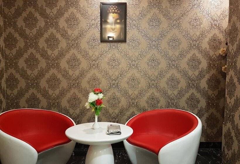 The Avr Hotels & Banquets