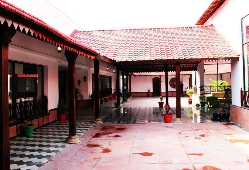 호텔 The Grand Midway