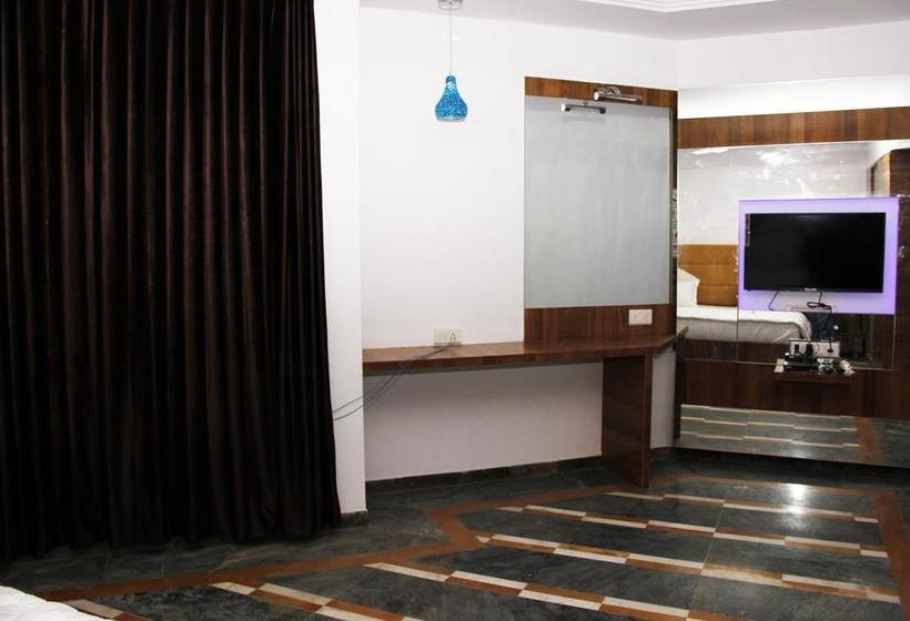 호텔 The Grand Midway