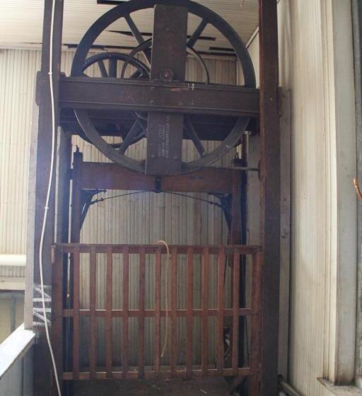 فندق The Inn On The River