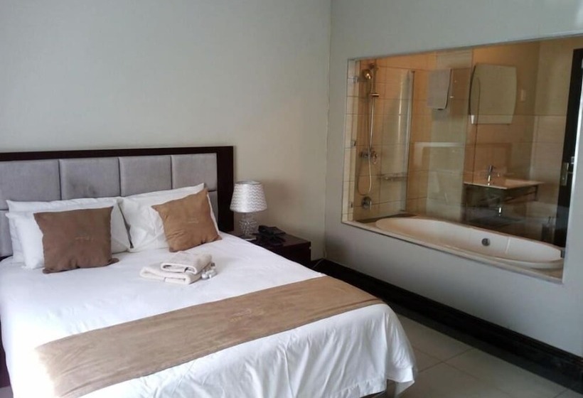 בית מלון כפרי The Pillows Suite