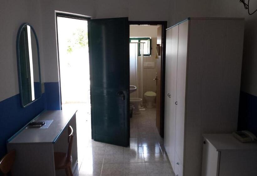 فندق Villa Petrusa