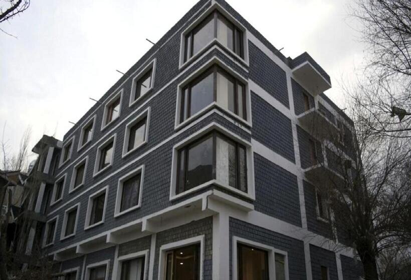 منتجع The Kargil