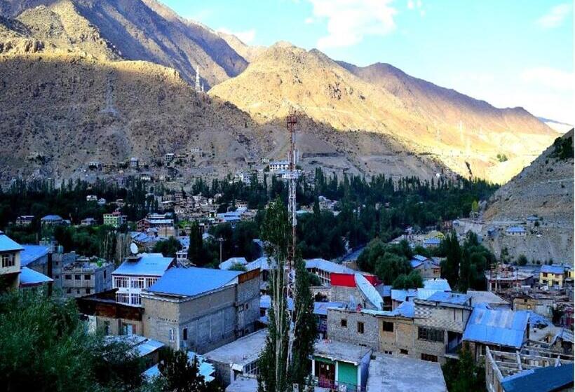 منتجع The Kargil