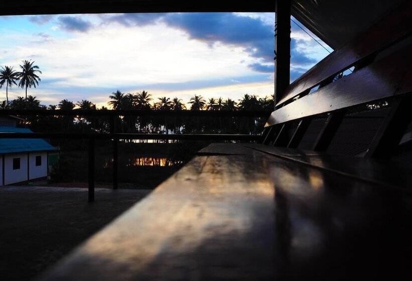 Wayla Hostel Adults Only