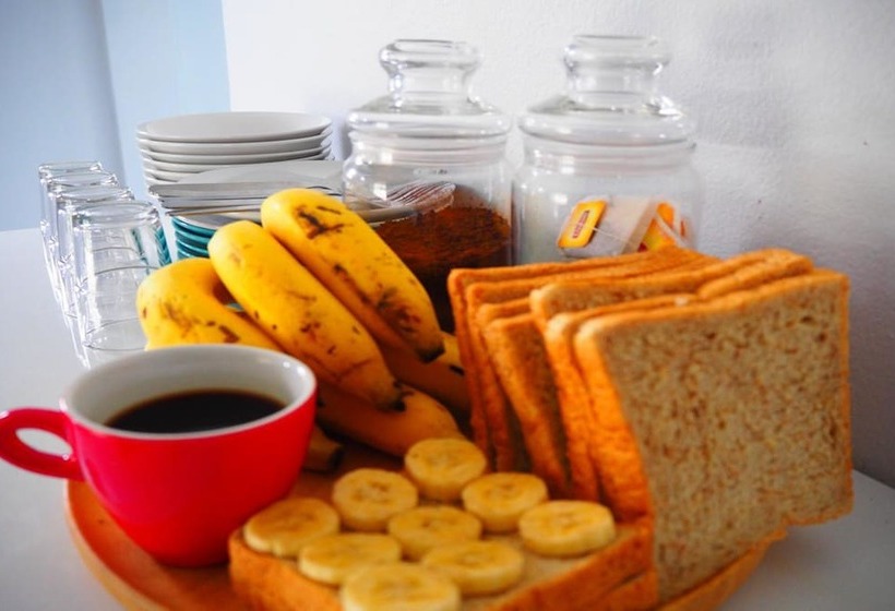 Wayla Hostel Adults Only