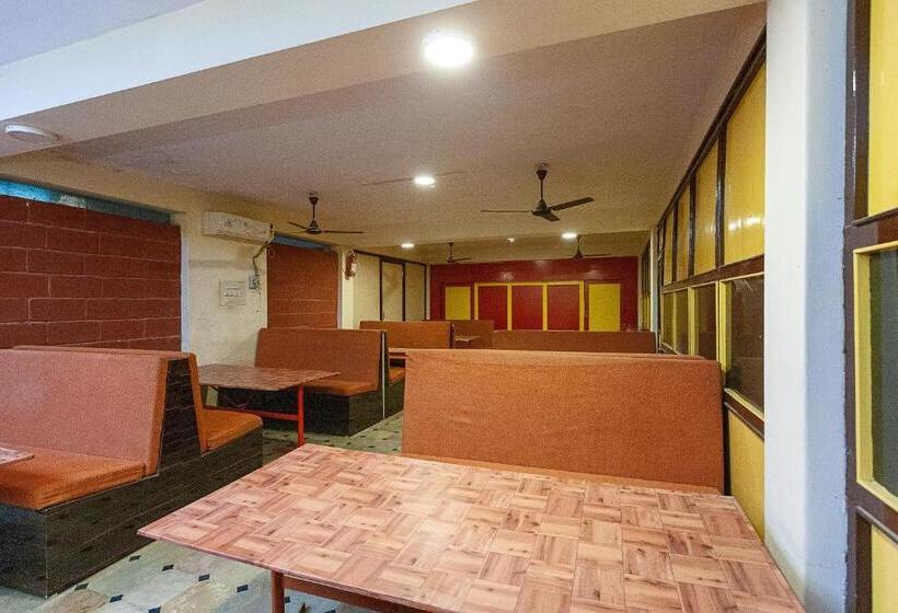 Collection O Ammayi Hotels & Resorts