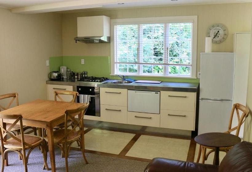 민박 Akaroa Country House