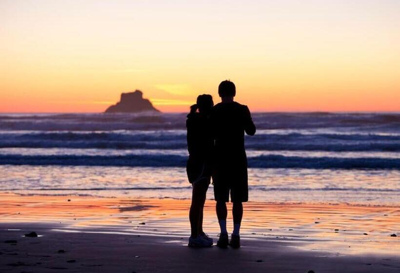 مبيت وإفطار Arch Cape Inn And Retreat