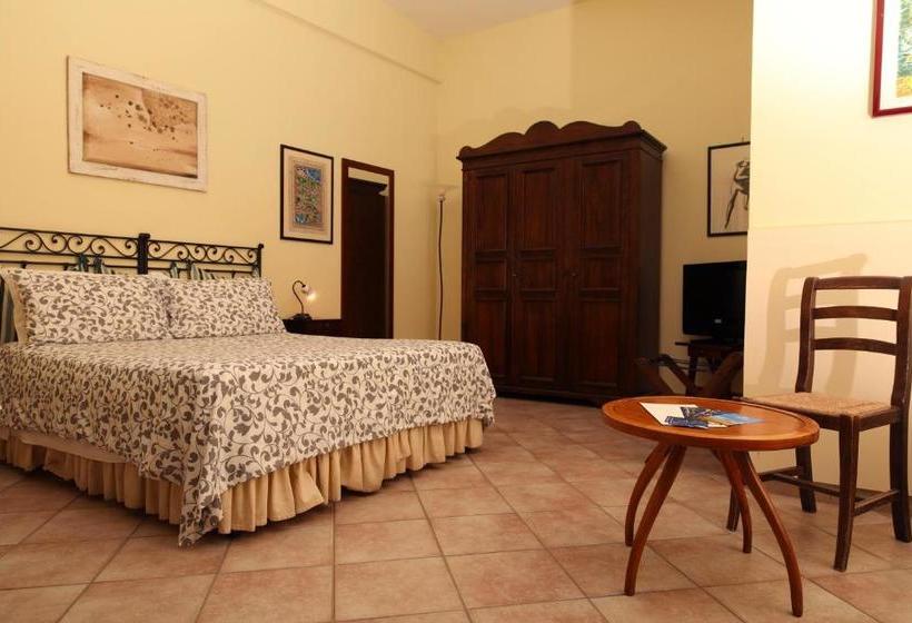 تختخواب و صبحانه Le Cese